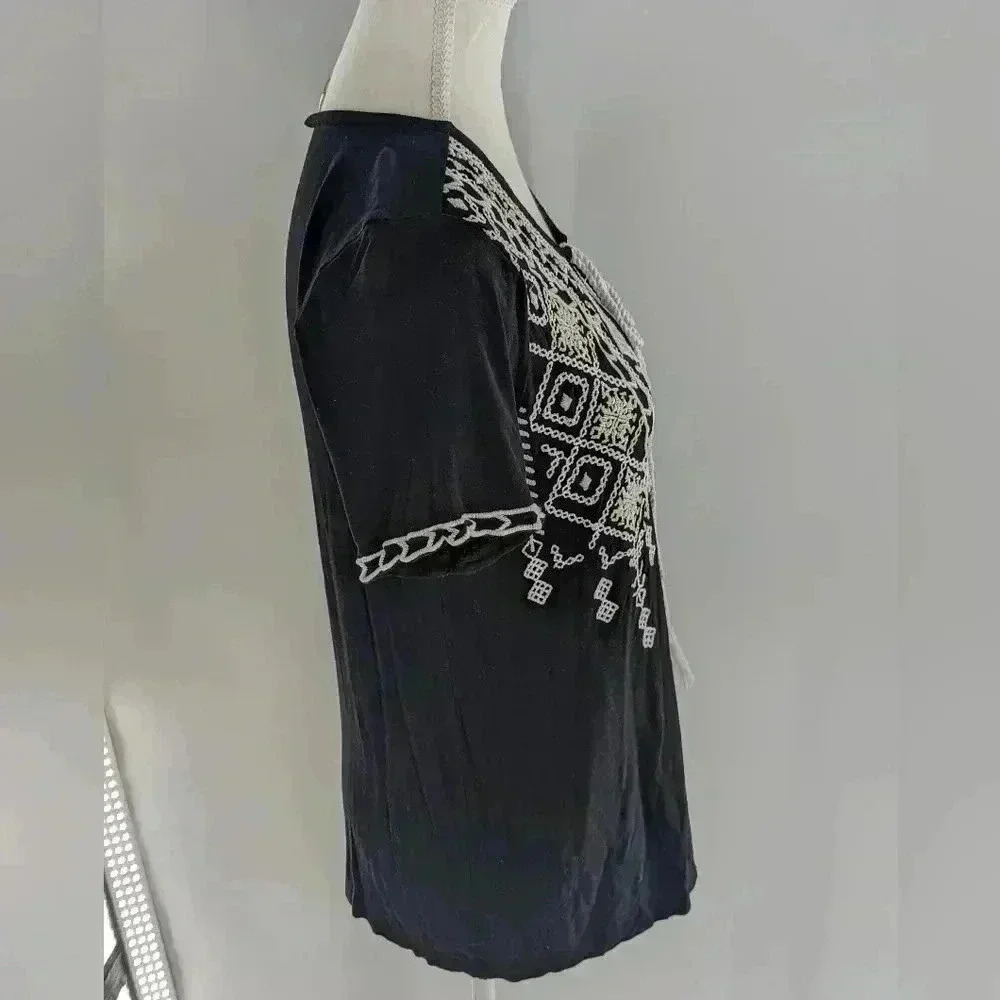 Keep In Touch Shirt Womens M Black & White Embroidered V Neck Boho Tunic Blouse - Picture 3 of 11